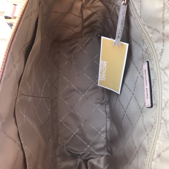 Nwt! Michael kors purse - Picture 4 of 9